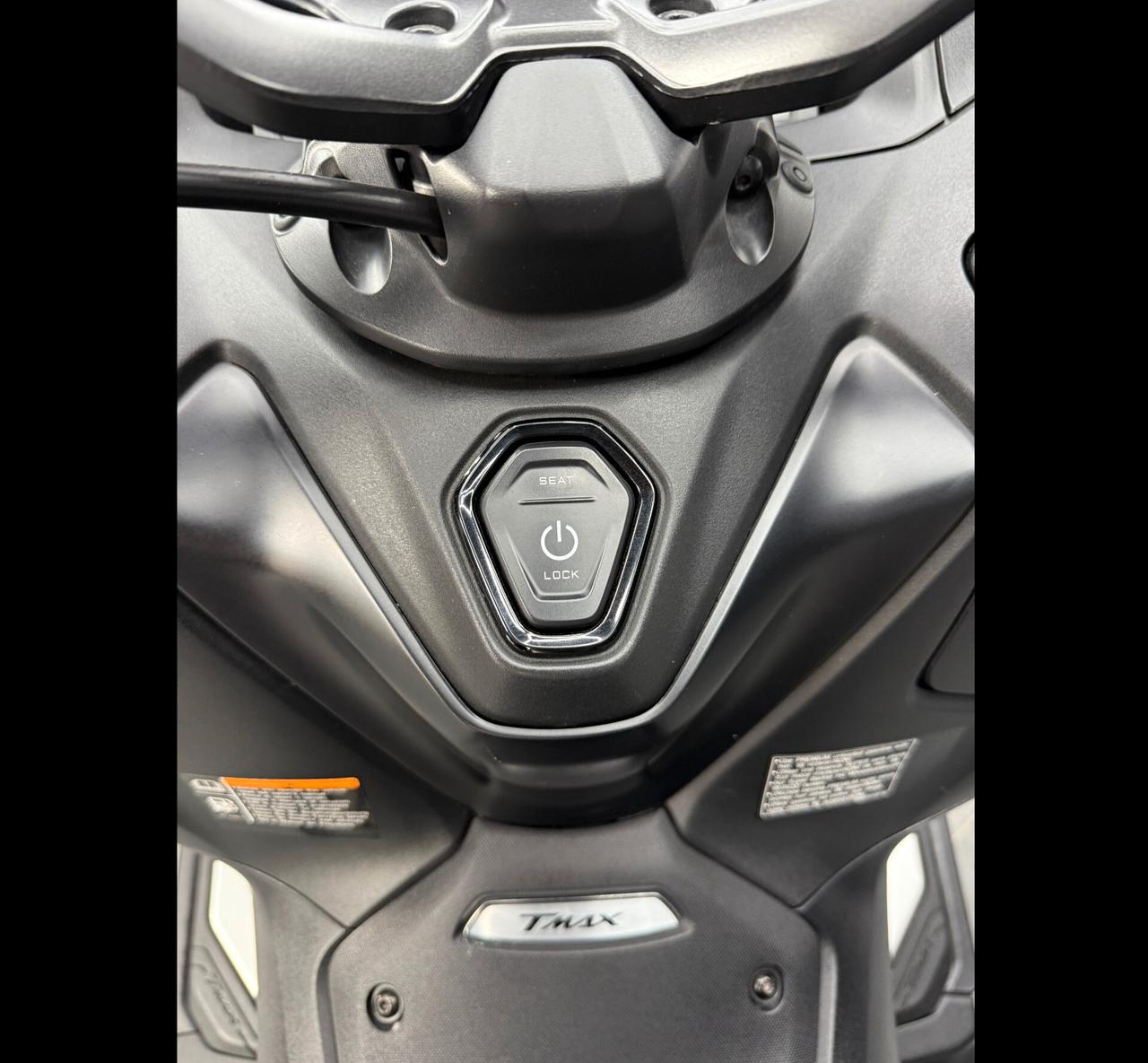 Yamaha T Max 560