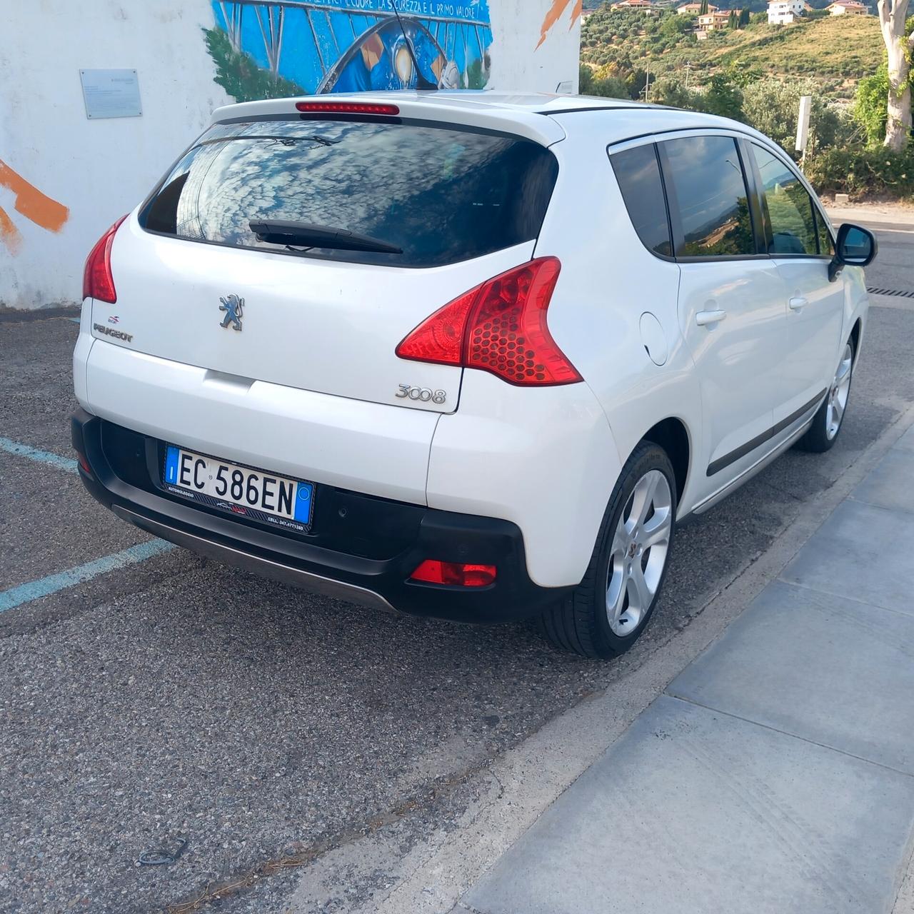 Peugeot 3008 2.0 HDi 110CV Business