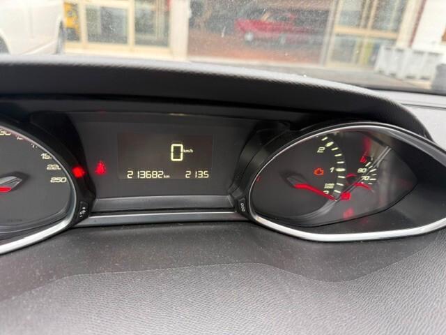 Peugeot 308 BlueHDi 100 S&S Business