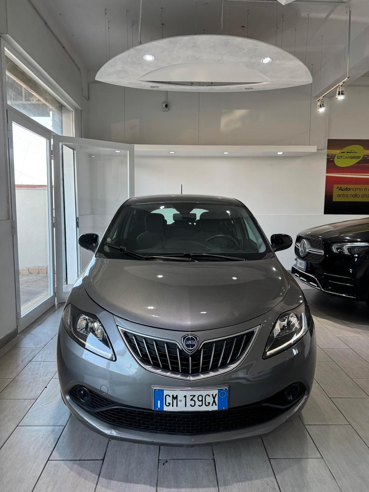 Lancia Ypsilon 1.0 FireFly 5 porte S&S Hybrid Gold