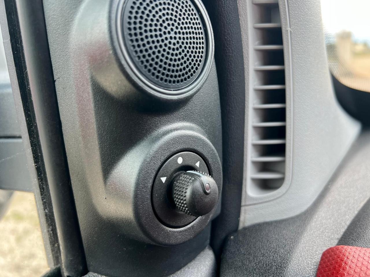 Fiat Doblo 2.0 mjt 5 posti autovettura
