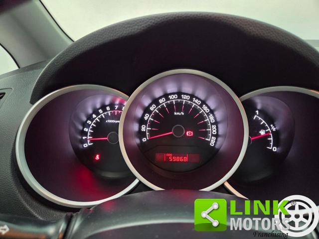 KIA Venga 1.4 CVVT Cool NEOPATENTATI GARANZIA