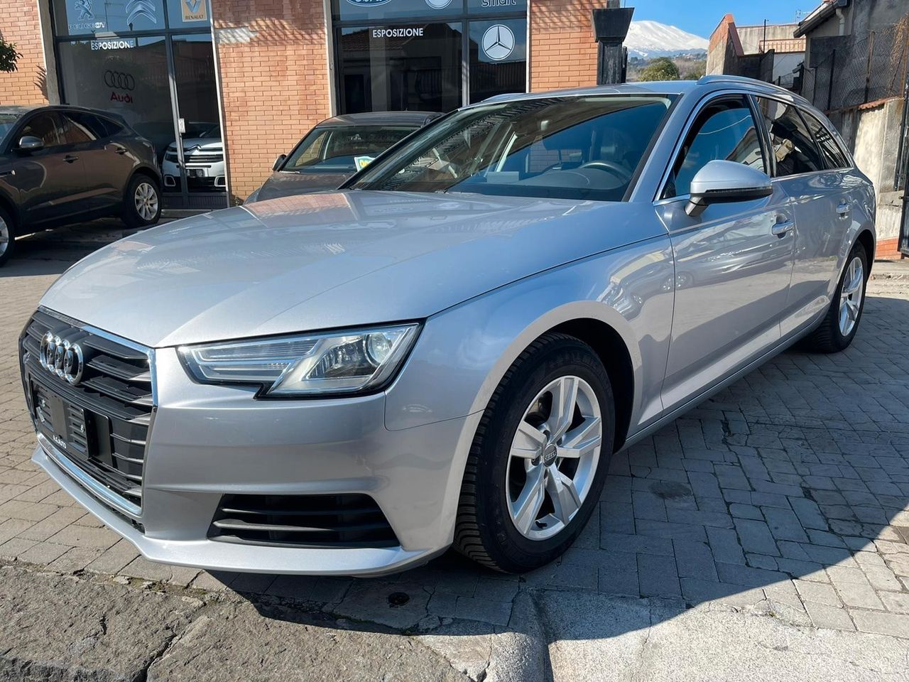 Audi A4 Avant 2.0 TDI 150 CV Ultra Business