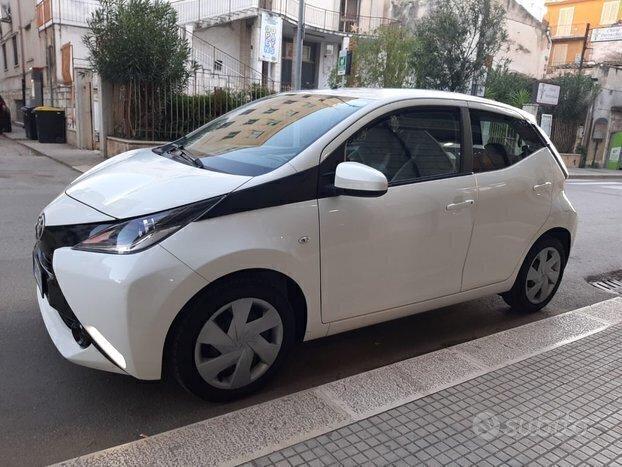 TOYOTA Aygo 1.0 VVT-i 69CV BENZINA UNIPRO