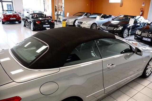 MERCEDES-BENZ E 200 Benzina Cabrio tagliandi Mercedes