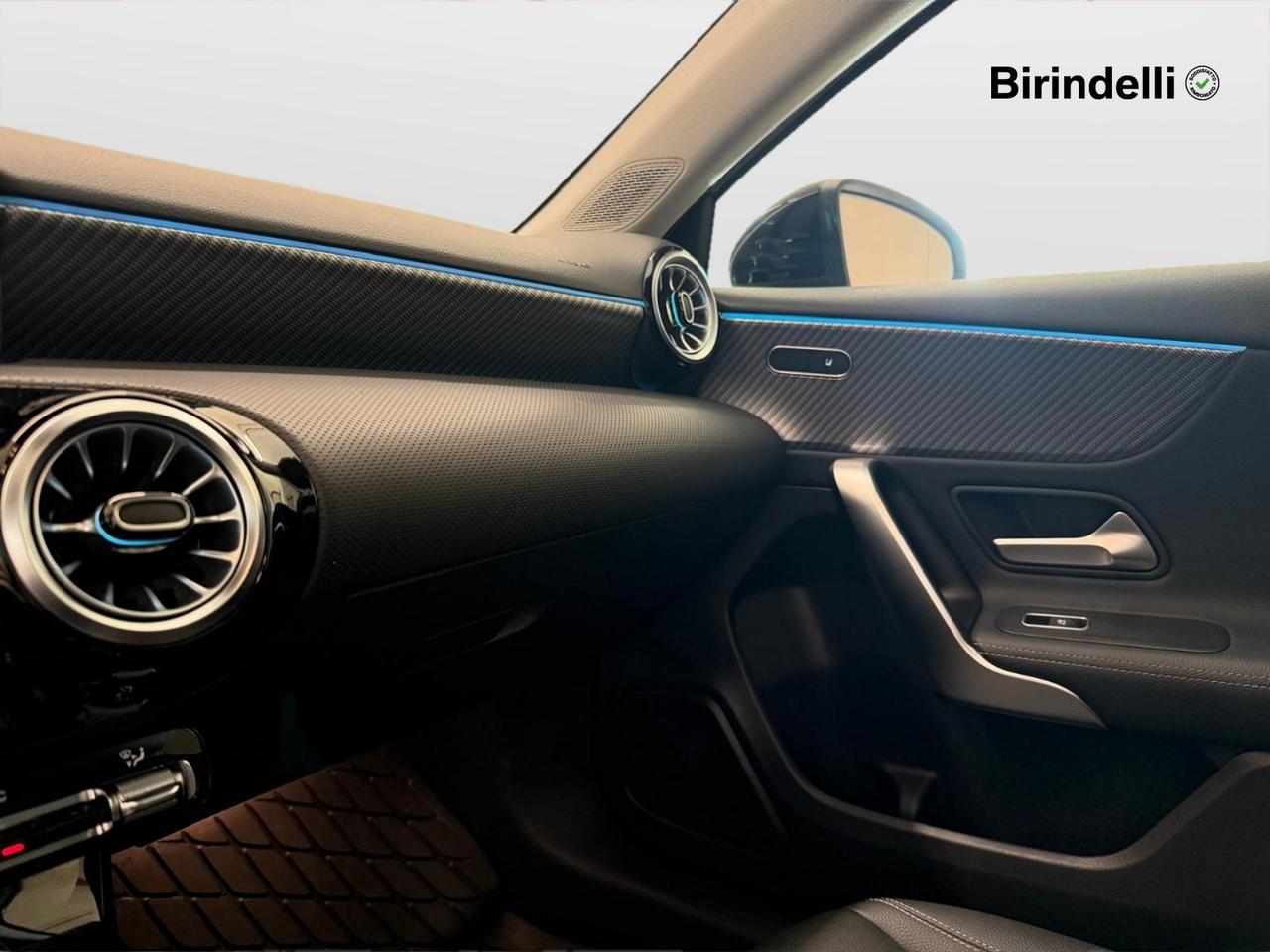 Mercedes-Benz Classe A (W177) - A 180 Automatic Progressive Advanced Plus