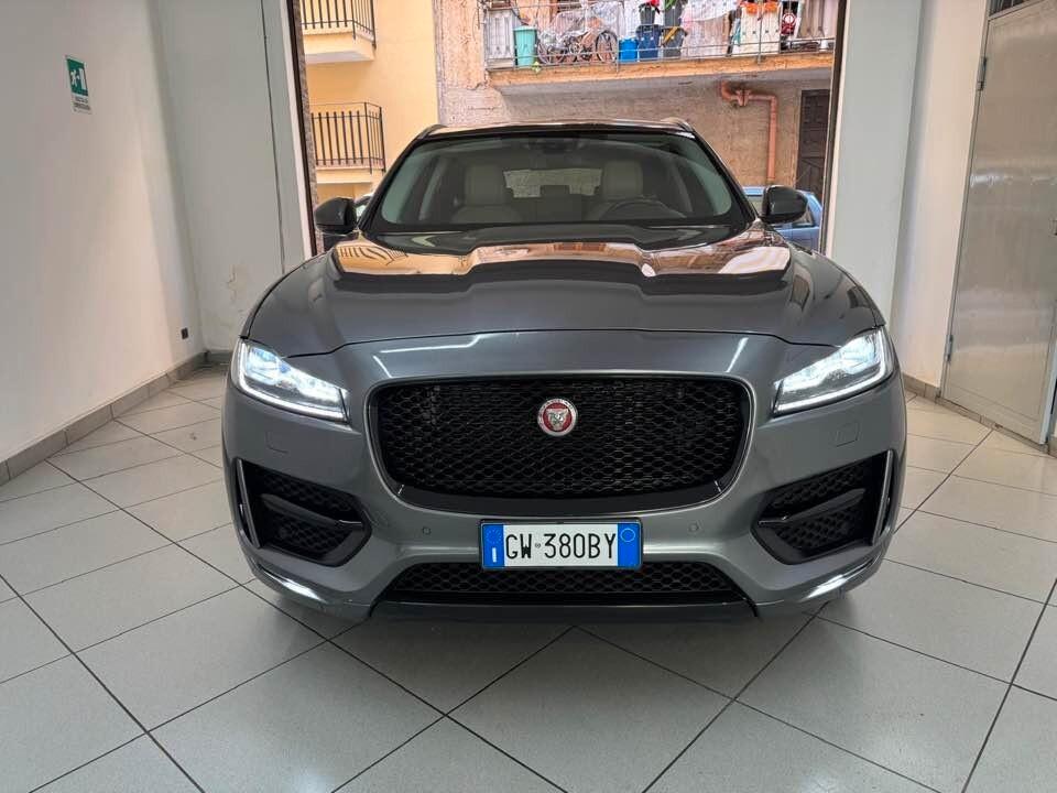 Jaguar F-Pace 2.0 D 180 CV AWD