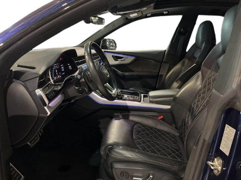 Audi Q8 I 2018 S 4.0 tfsi quattro tiptronic