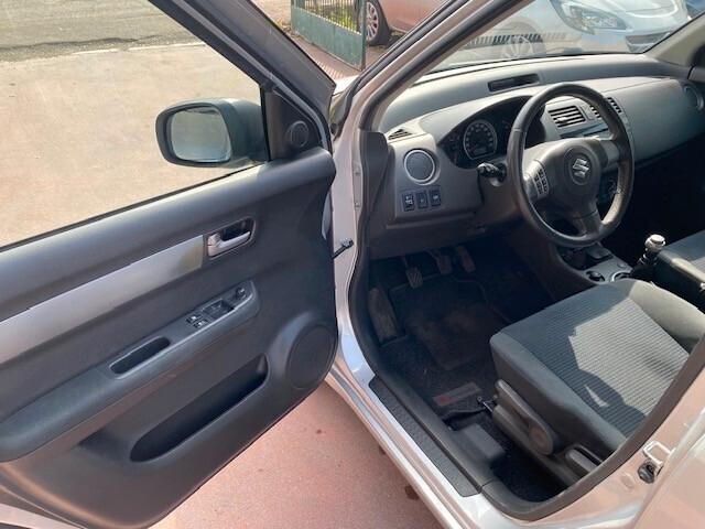 Suzuki Swift 1.3 GPL 5p. GL Safety Pack, Uniprop, Ok Neopatentati!!