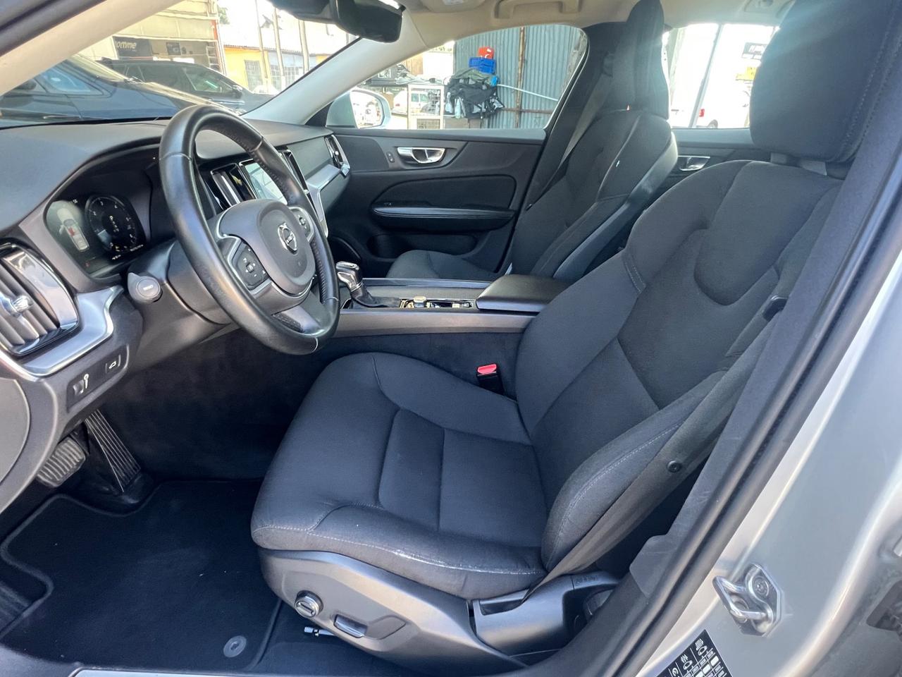 Volvo V60 D4 Business FINANZIABILE