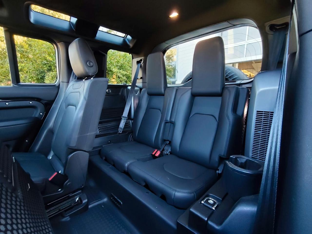 Land Rover Defender 110 3.0D I6 250 CV AWD Auto X-Dynamic HSE