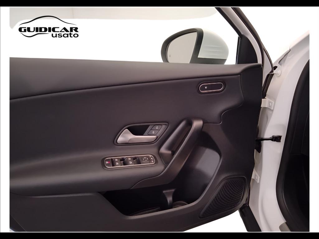 Mercedes-Benz Classe A - W177 2023 - A 180 d Advanced auto