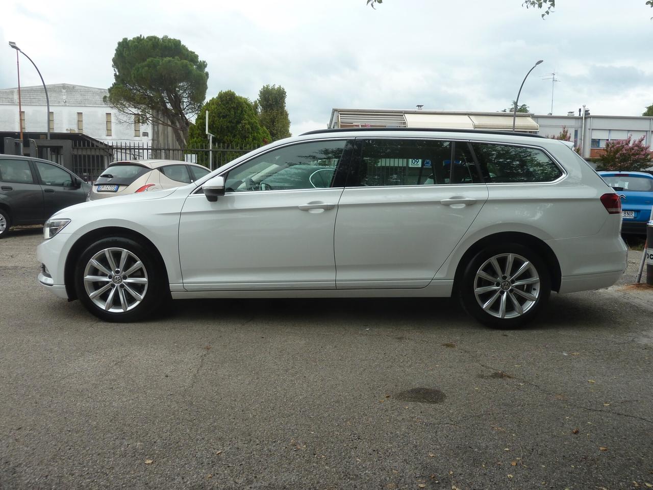 Volkswagen Passat Variant 1.6 TDI Business BlueMotion Technology
