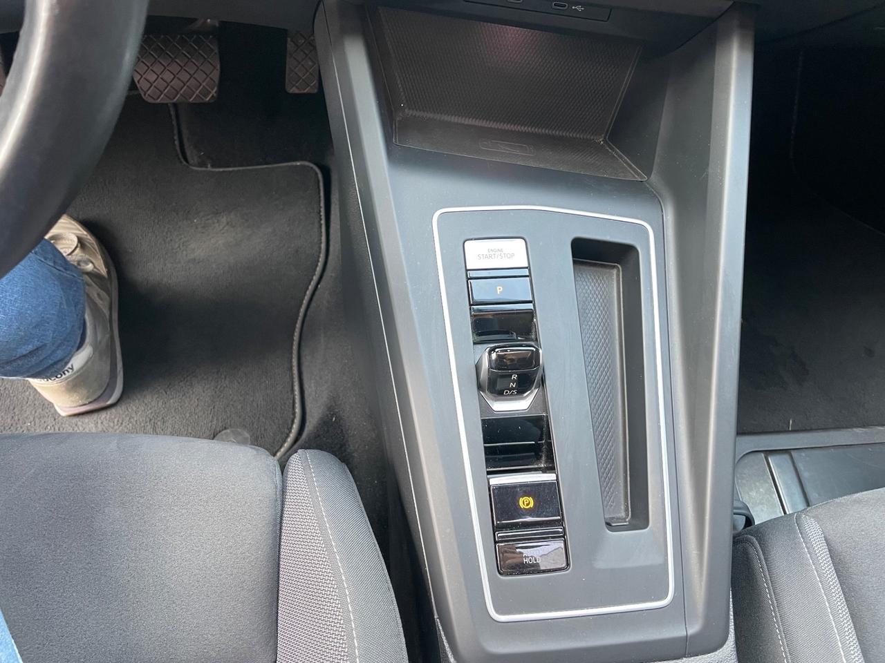 Volkswagen Golf 1.5 eTSI 150 CV DSG Style Tetto Led Post.