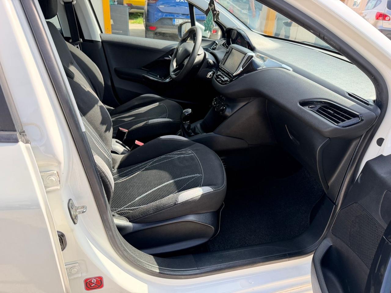 Peugeot 208 1.4 HDi 5 porte Access 2015