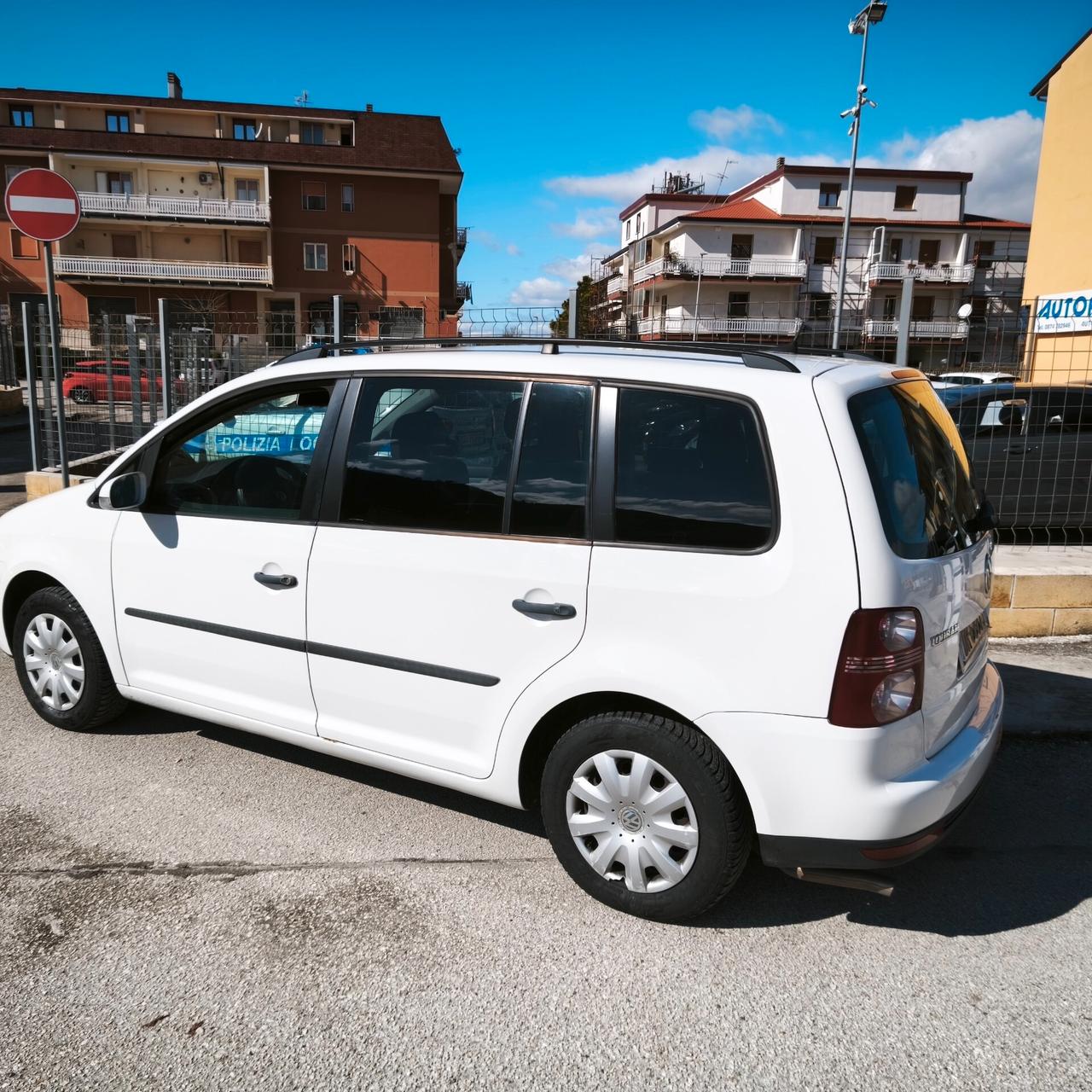 Volkswagen Touran 2.0 Conceptline Ecofuel