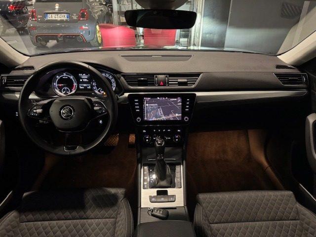 SKODA Superb 2.0 TDI EVO 150 CV SCR DSG Wagon Executive