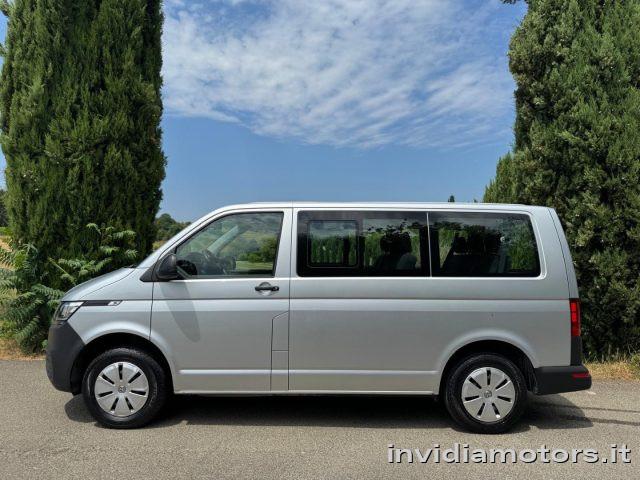 VOLKSWAGEN Caravelle T6.1 9 POSTI-NAVIGATORE