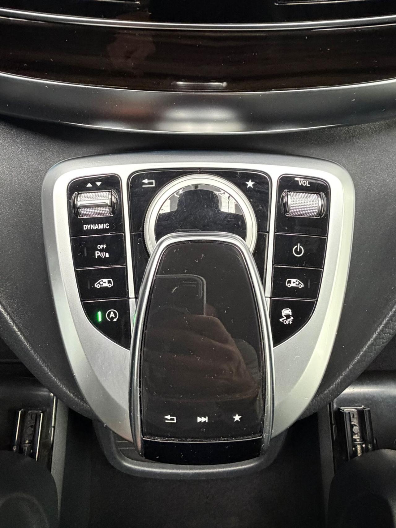 Mercedes-benz V 250 d Automatic 4Matic Premium Extralong