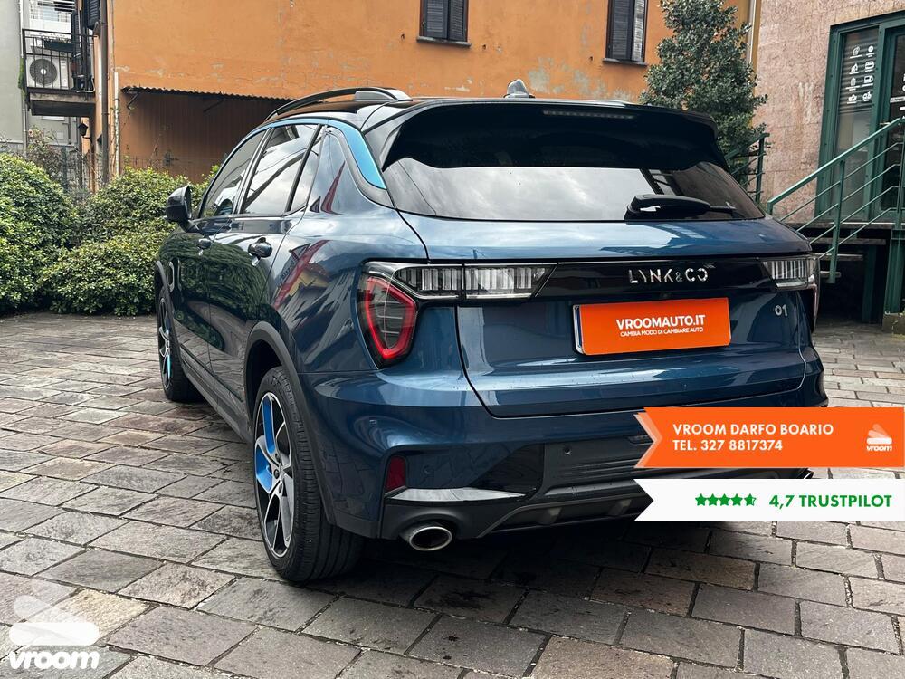 LYNK&CO 01 01 PHEV
