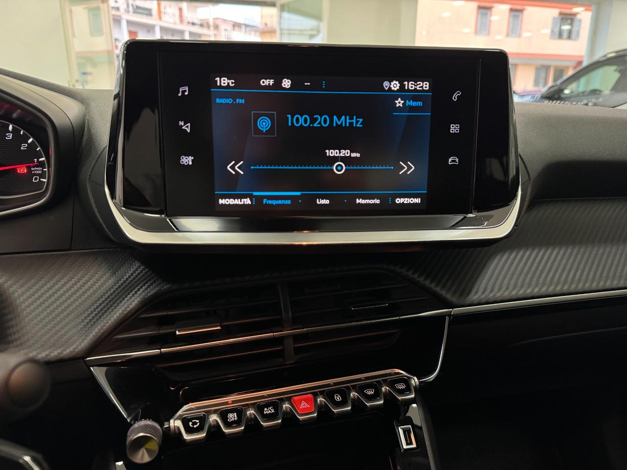 Peugeot 2008 BlueHDi 110cv Active Pack