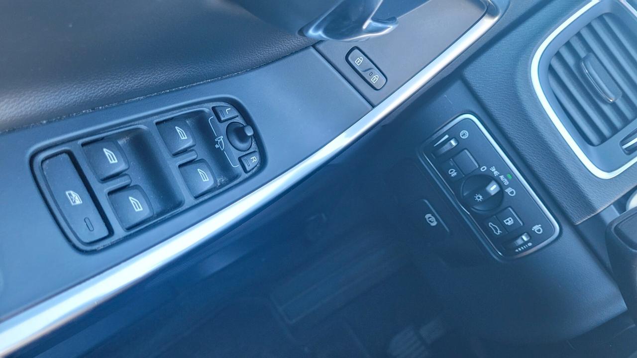 Volvo V60 Dynamic Edition