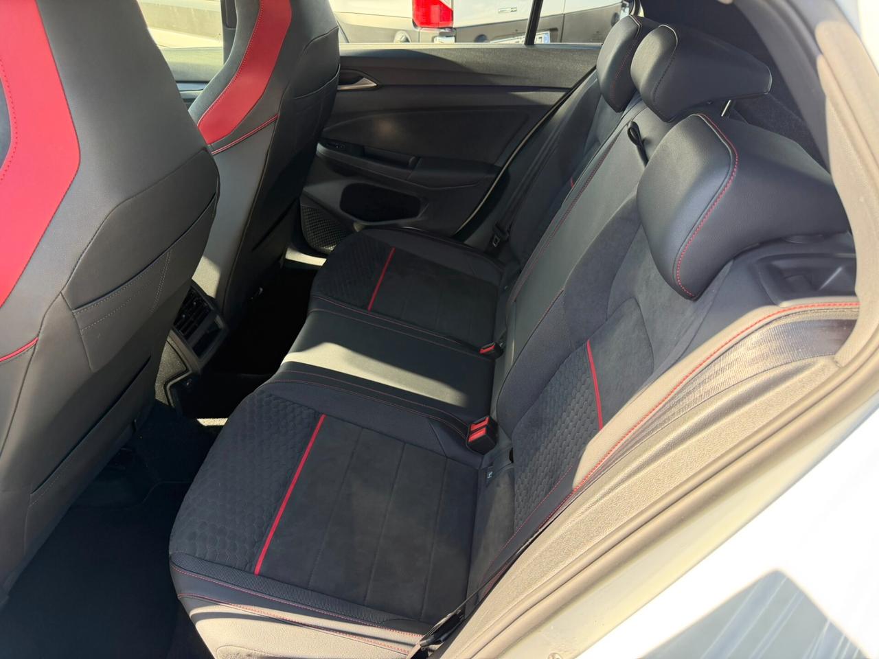 Volkswagen Golf GTI 2.0TSI CLUBSPORT 45 DSG 300CV