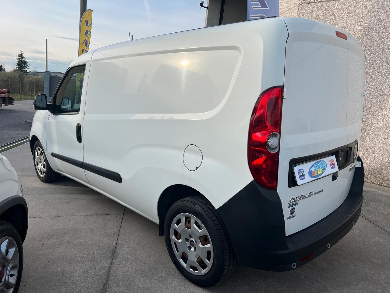 Fiat Doblo Doblò 1.6 MJT 105CV S&S PL-TN Cargo Maxi Lounge / IVA ESCLUSA 3 POSTI