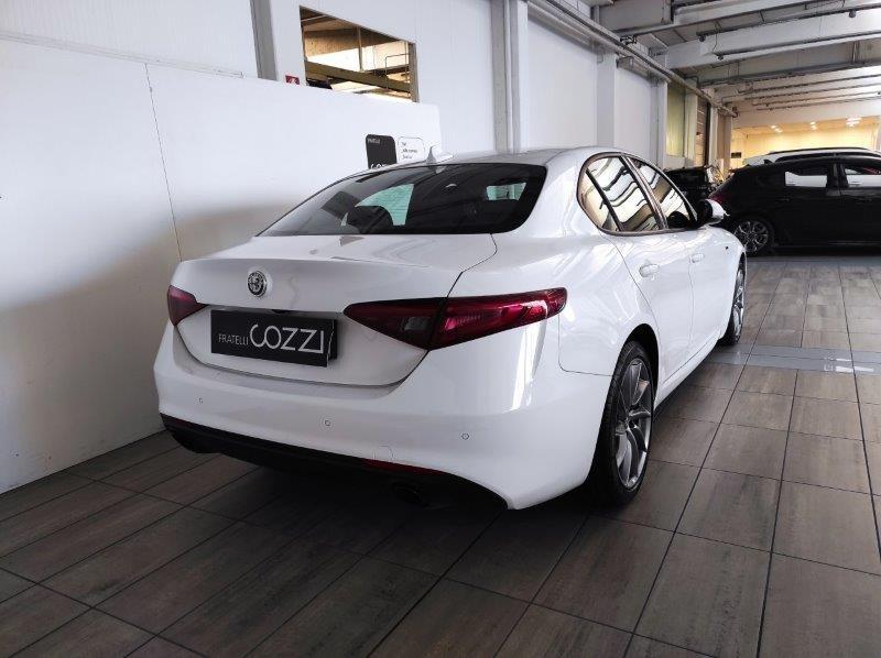 ALFA ROMEO Giulia (2016) - Giulia 2.2 Turbodiesel 160 CV AT8 Sprint