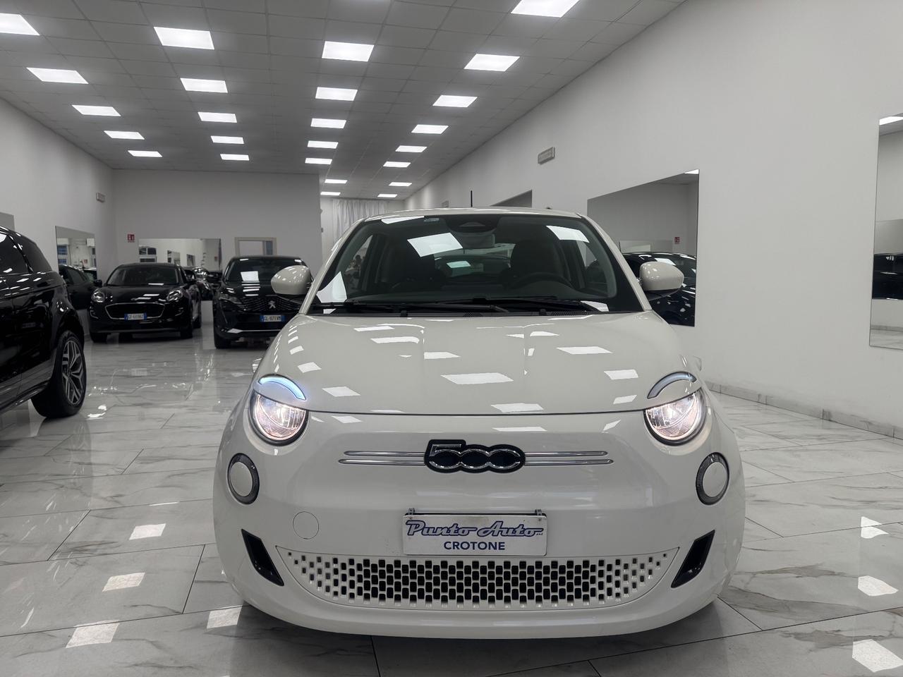 Fiat 500 500e Berlina 43 kWh Icon