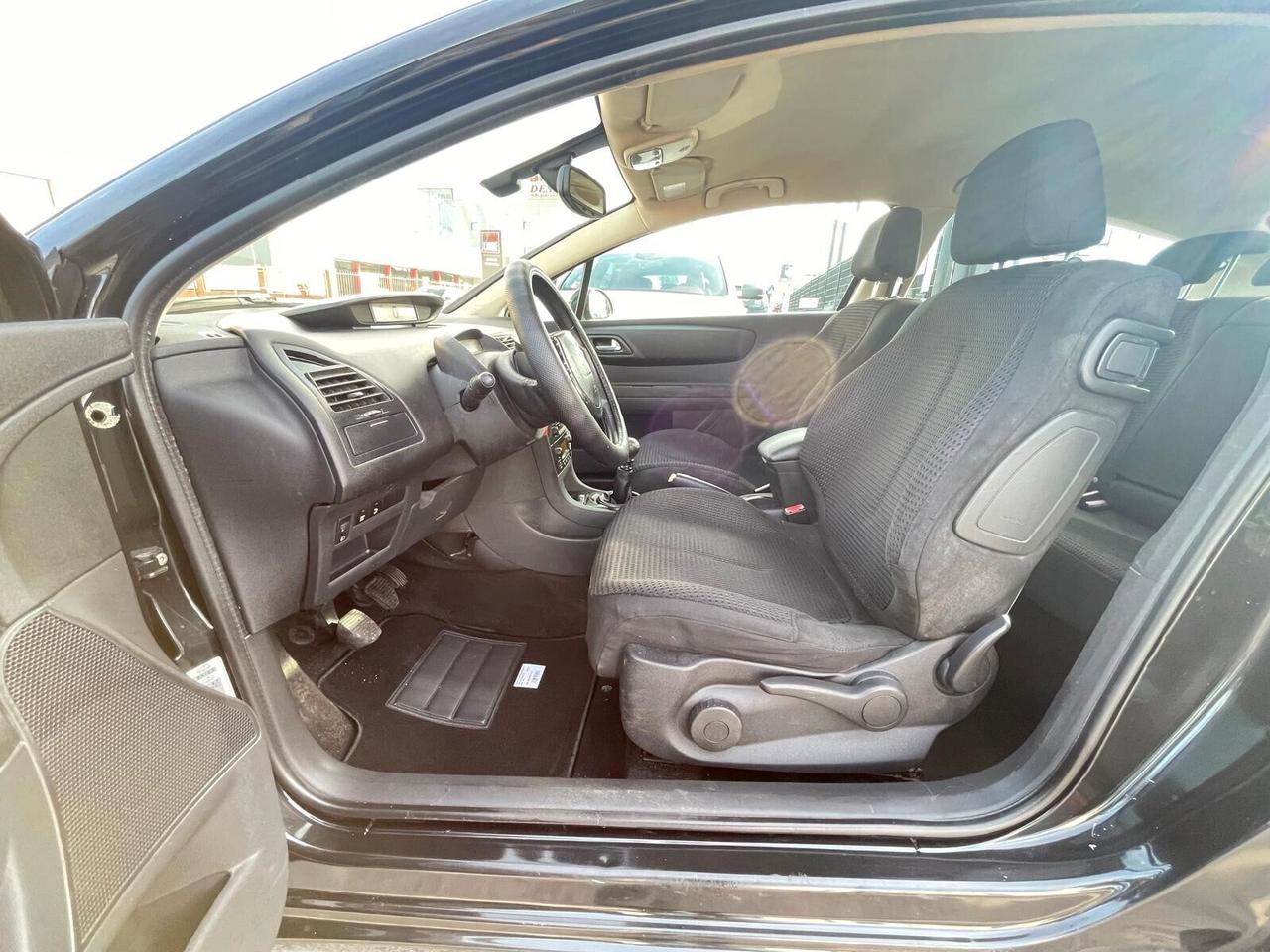 Citroen C4 Coupé 2.0 HDi 138CV FAP VTR