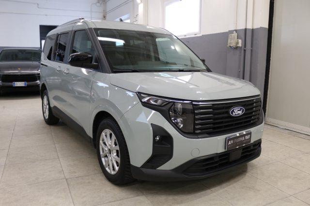 FORD Tourneo Courier 1.0 EcoBoost Powershift Titanium