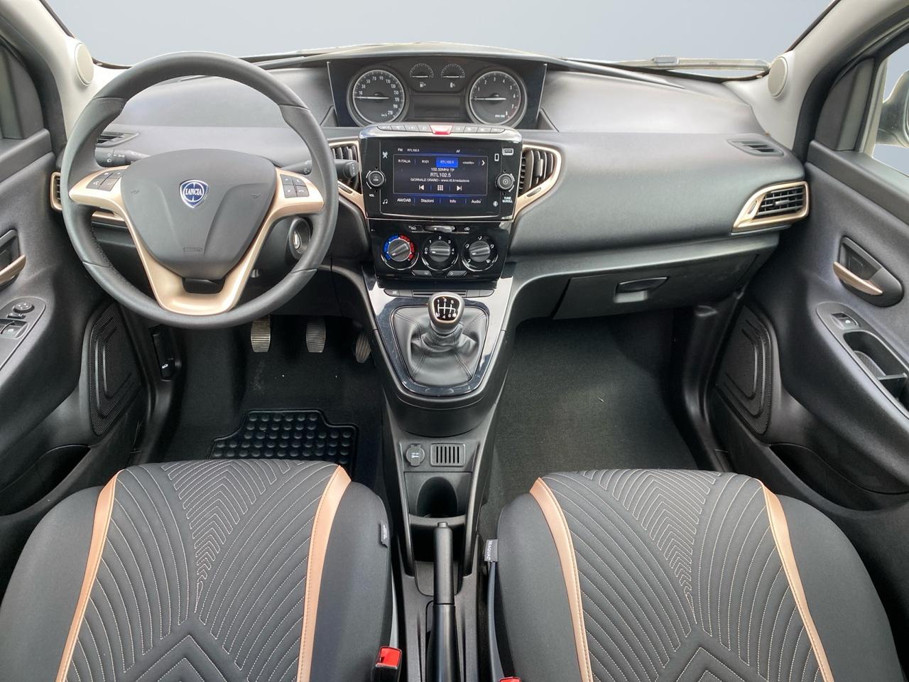 LANCIA Ypsilon III 2021 - Ypsilon 1.0 firefly hybrid Gold s&s 70cv