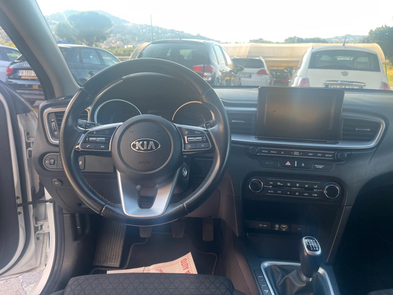 Kia Ceed 1.4 MPi GPL SW Business Class NEO PATENTATI