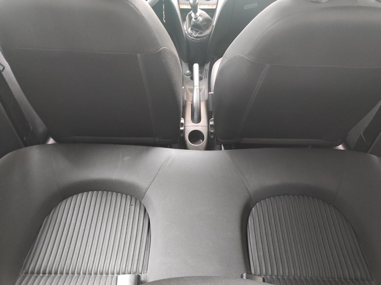 Lancia Ypsilon 1.2 Argento NEOPATENTATI