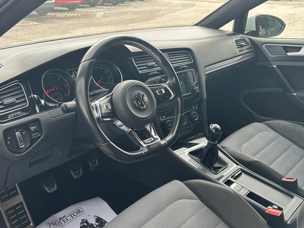 Volkswagen Golf 7 R-LINE 1.6 TDI 110 CV 5p.
