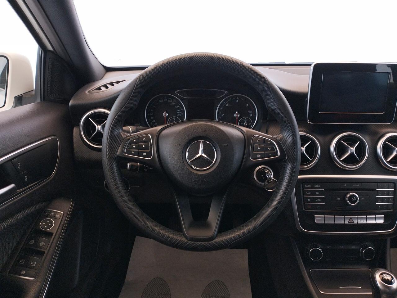 Mercedes-benz A 180 d Sport - NEOPATENTATI