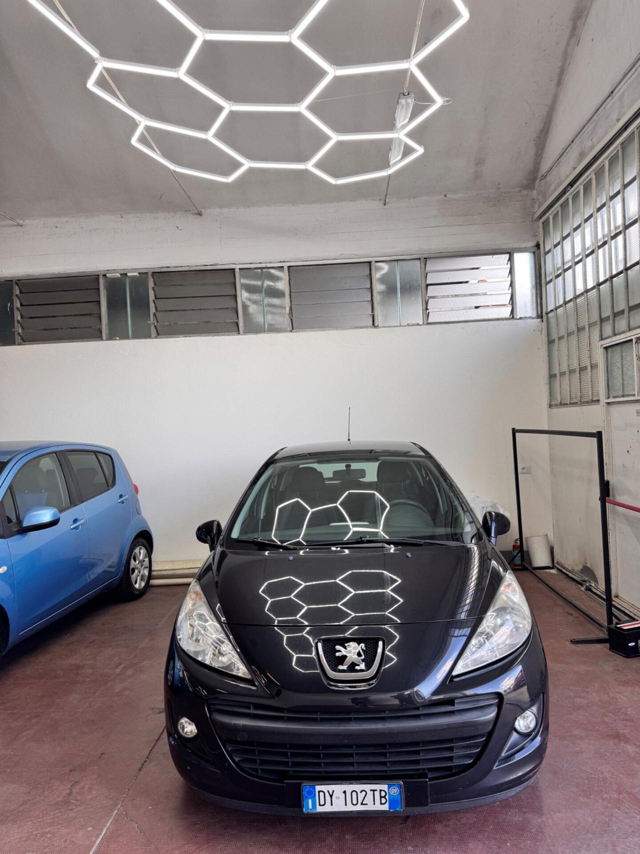 Peugeot 207 1.6 HDi 90CV 5p.