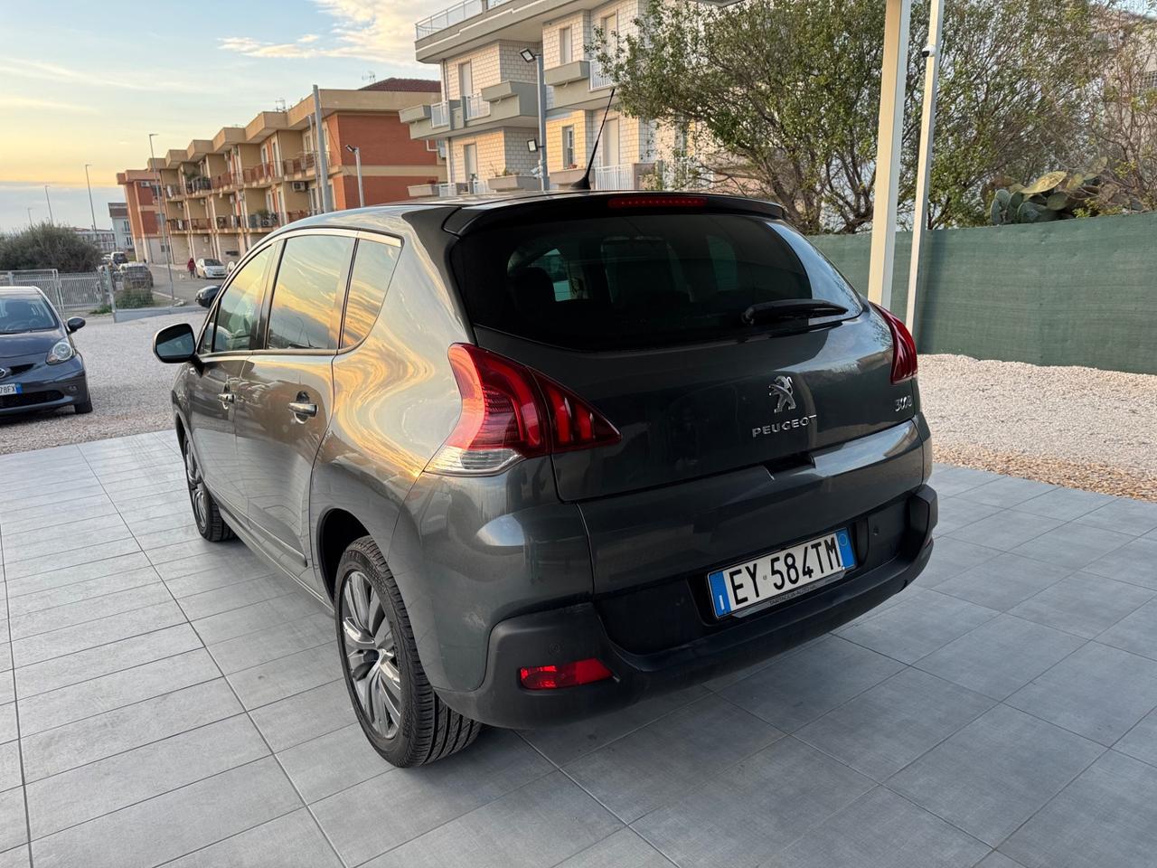 Peugeot 3008 1.6 HDi 115CV Active