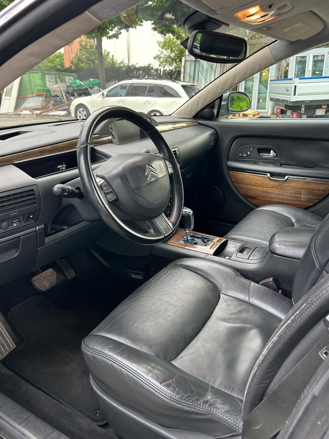 Citroen C6 2.7 B-T HDi FAP Exclusive
