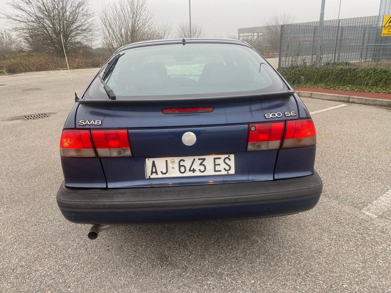 Saab 900 2.0i 16V cat 3 porte SE