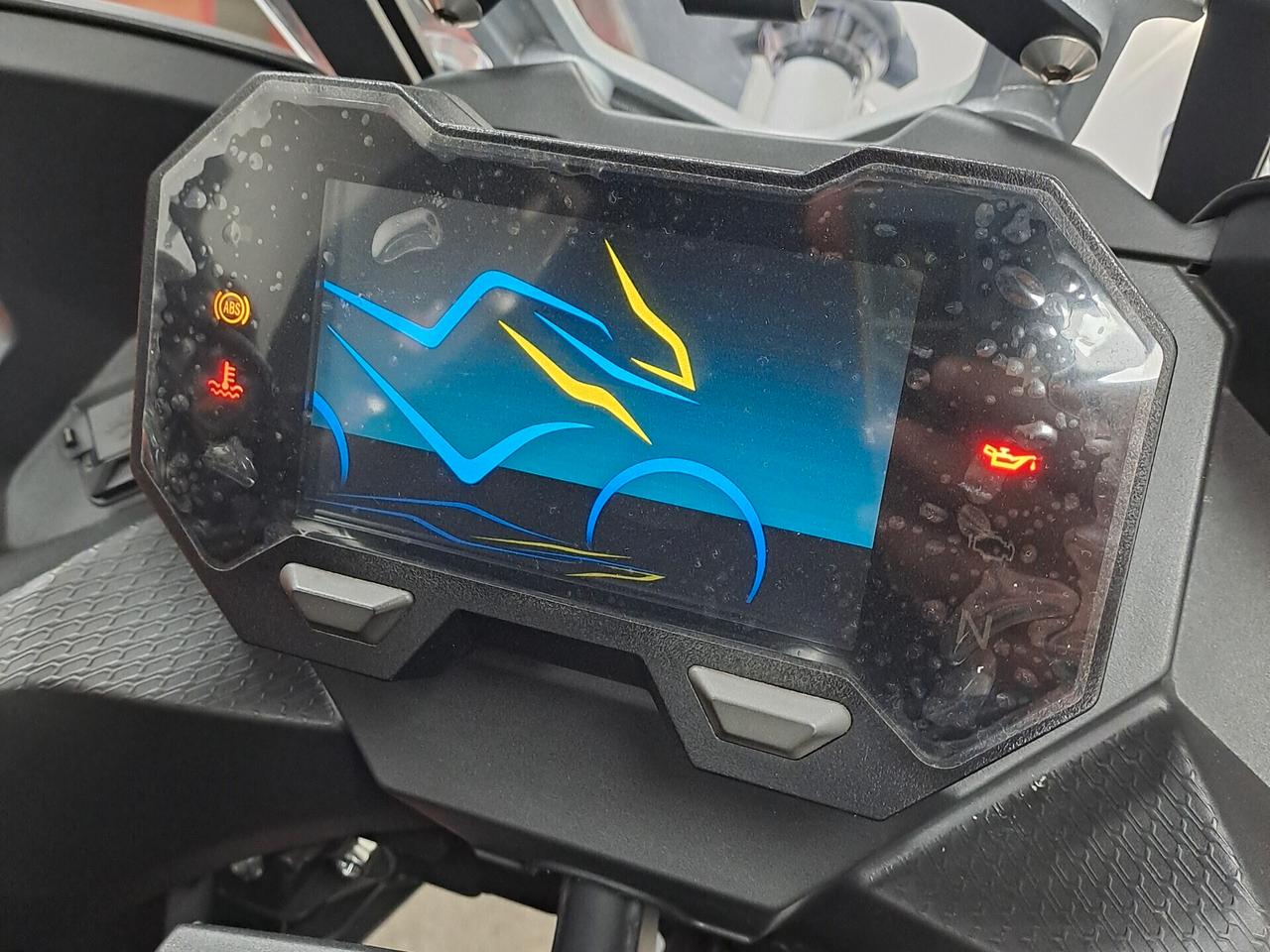 VOGE Valico 650 DSX SUPER OFFERTA