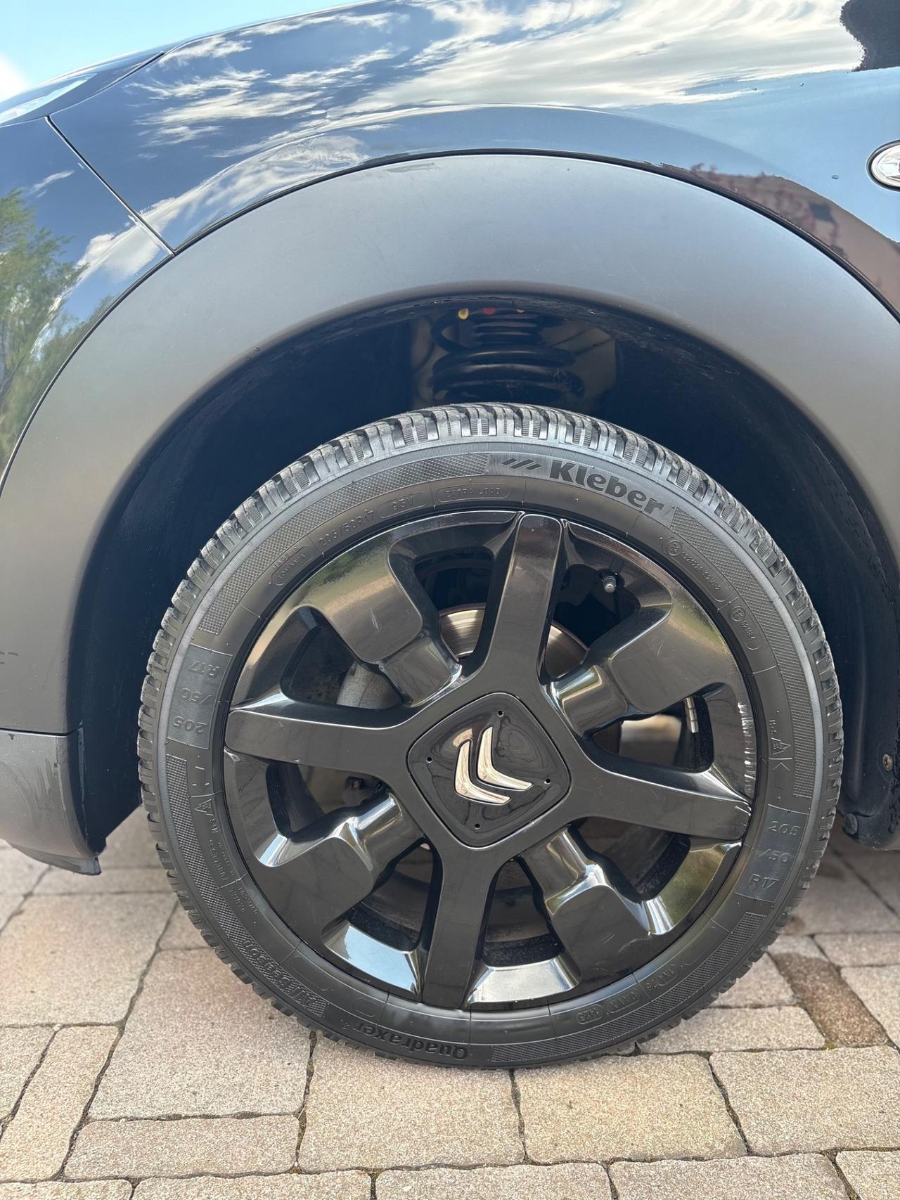 Citroen C4 Cactus BlueHDi 100 Shine Just Black