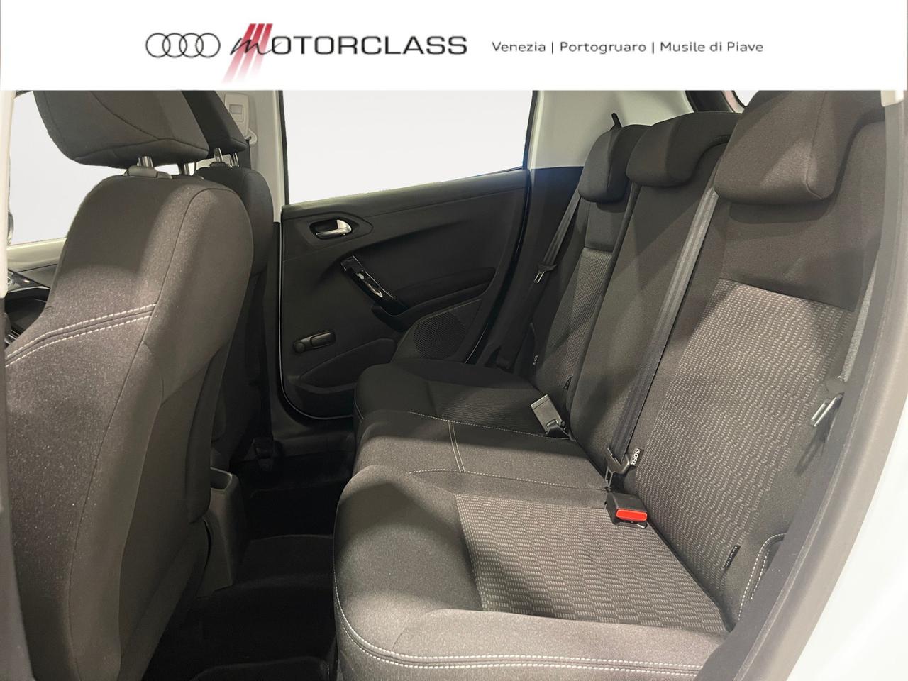 Peugeot 208 5 porte 1.2 puretech 82cv active