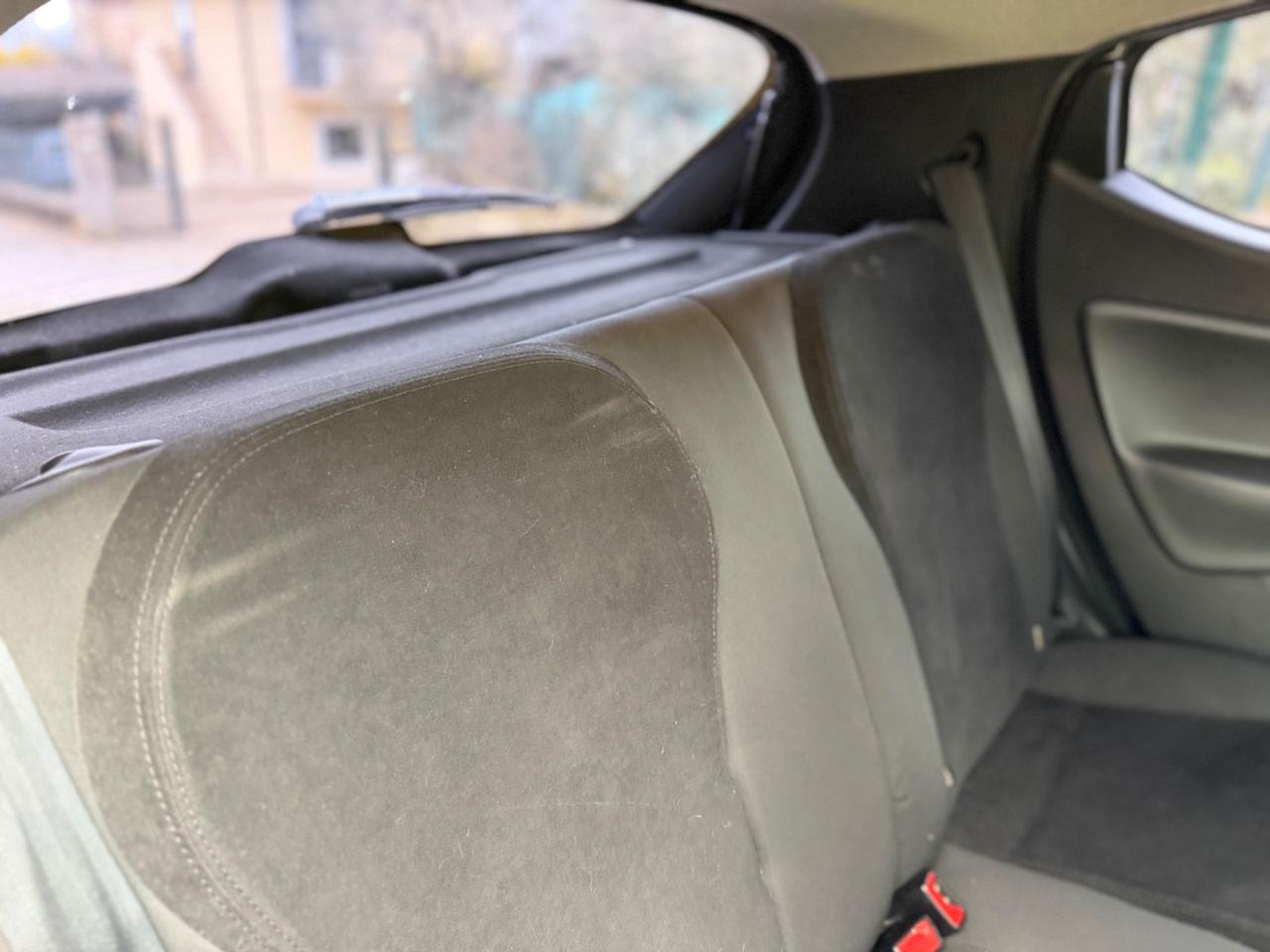 Lancia Ypsilon 1.2 69 CV 5 porte GPL Ecochic Gold