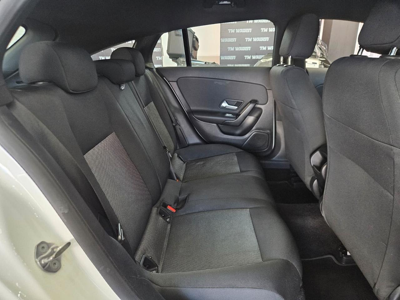Mercedes-benz CLA 200d Automatic Shooting Brake Business