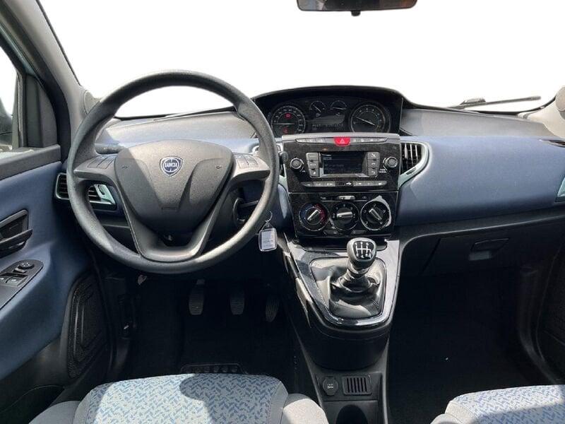 Lancia Ypsilon NUOVA My24 402 Oro 1.0