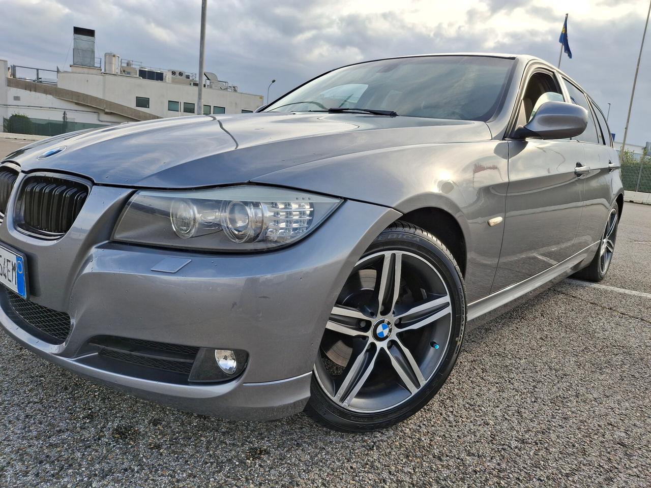 Bmw 318d 2.0 143CV. cat Touring MSport*RESTYLING*