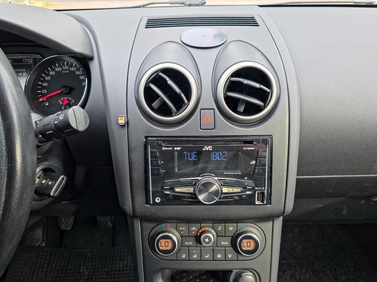 Nissan Qashqai 1.5 dCi DPF Tekna CV-110 E5 Manuale NEO 2011