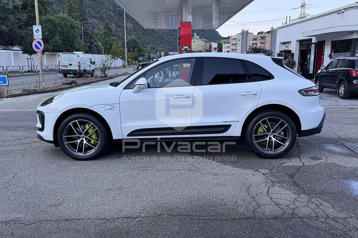 PORSCHE Macan 2.0